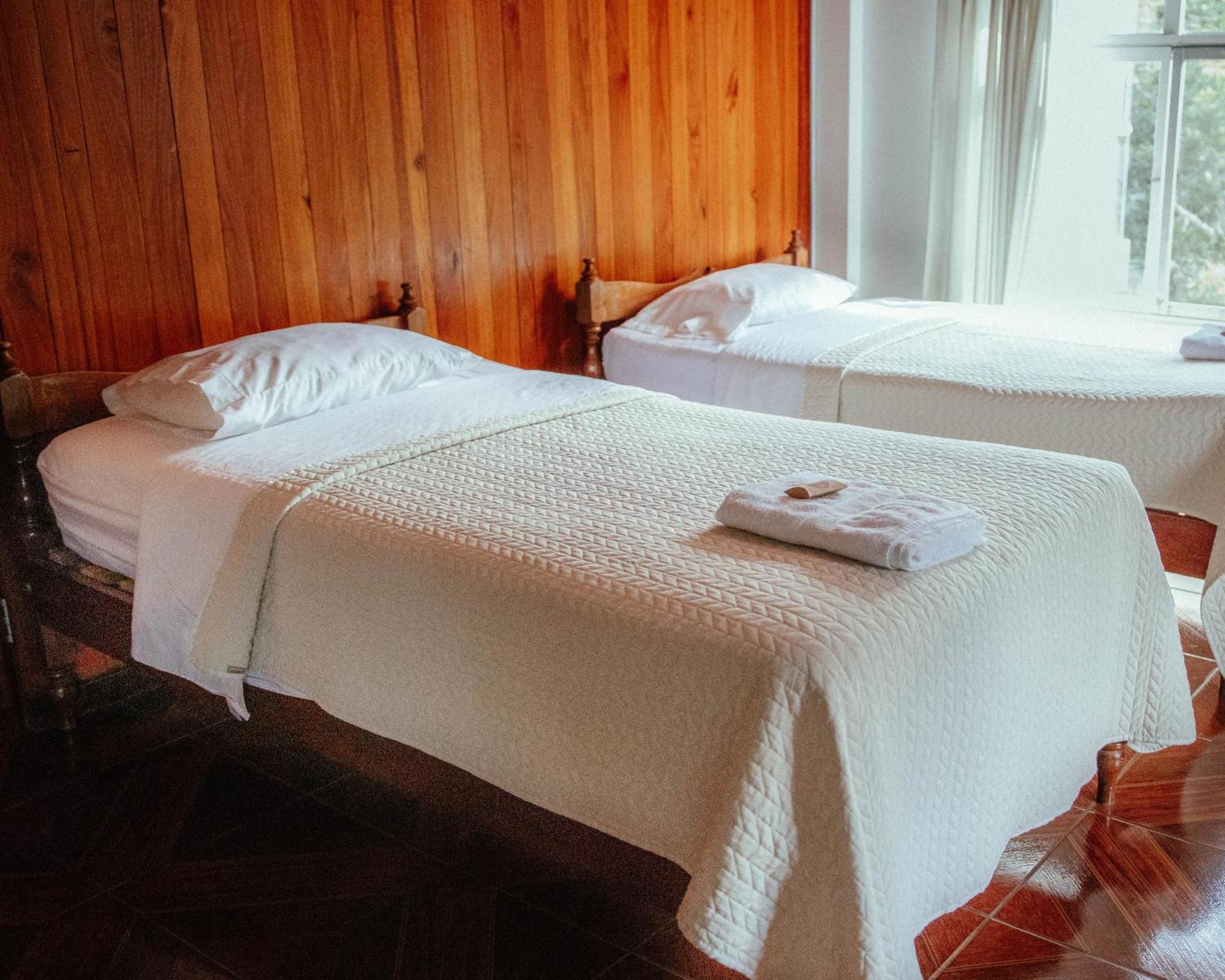 Pozuzo Albergue Turistico Gstir מראה חיצוני תמונה